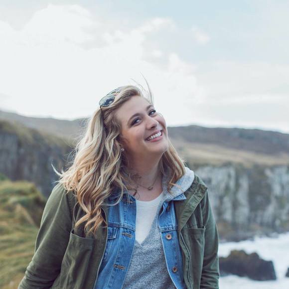 Meet your Posher, Sara - Picture 1 of 1